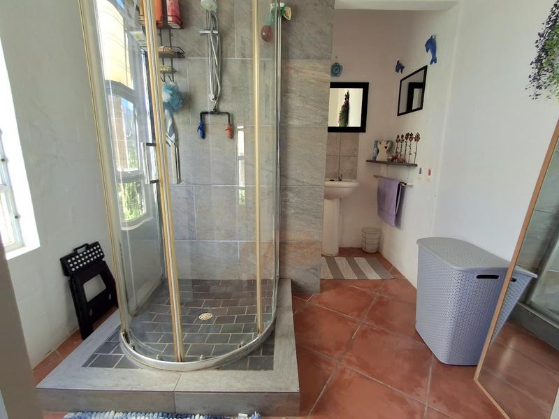 5 Bedroom Property for Sale in Britannia Bay Western Cape